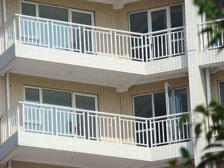 鋅鋼陽臺護欄生產(chǎn)廠家